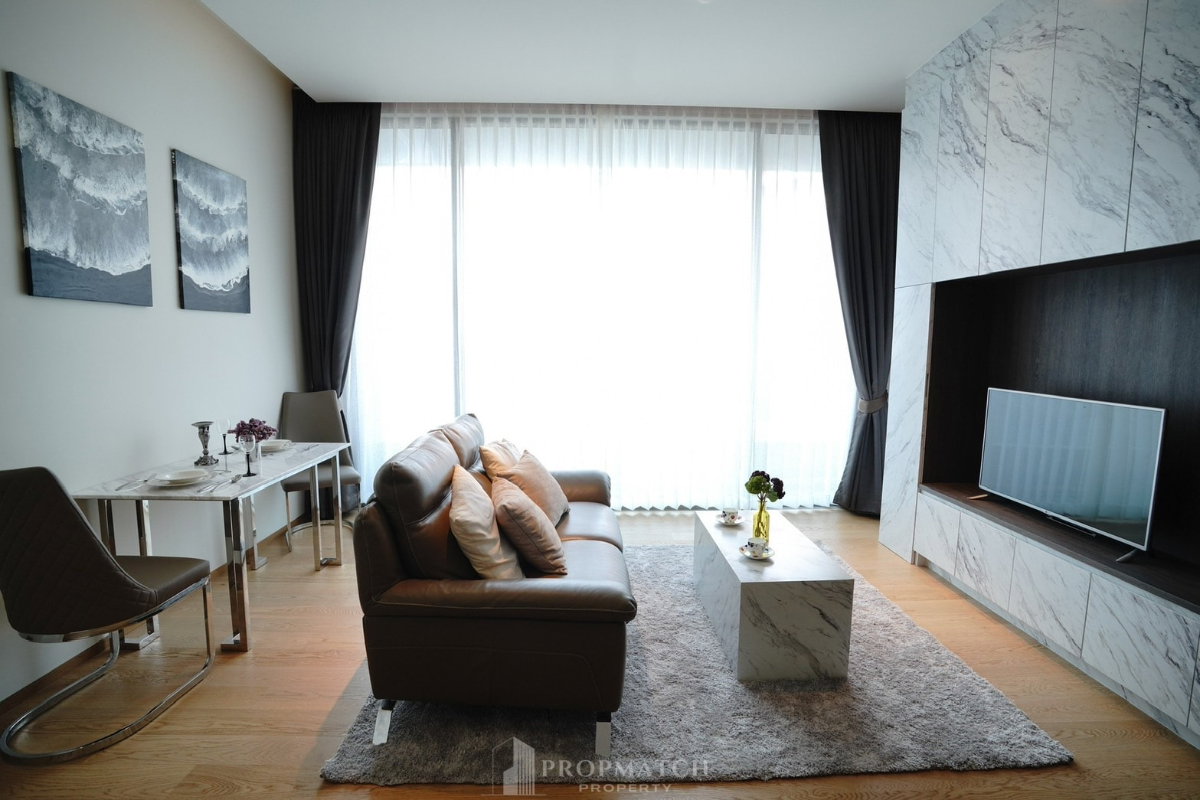 รูป PM005800 ✨Flash Deal ✨ Saladaeng One (1Bed 1Bath 57 SQM.) พร้อมอยู่ ! เพียง 55,000 บาทต่อเดือน Tel.0981315848 @propmatch - รูปที่ 4/9