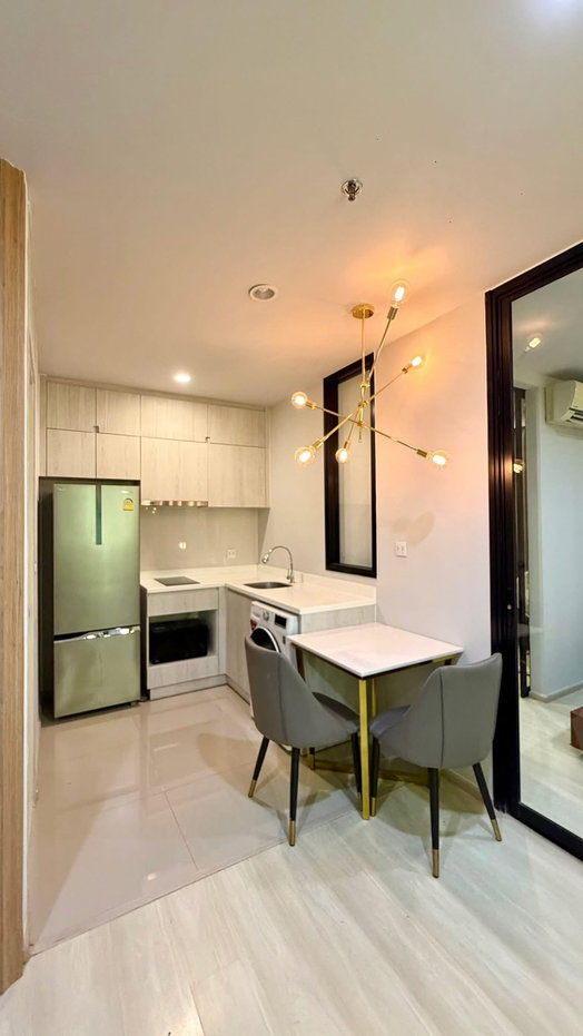 รูป *** ให้เช่าคอนโด : ไลฟ์ อโศก ห้องสวย เฟอร์ครบบิวท์อิน Walk-in Closet ใกล้MRT เพชรบุรี และแอร์พอร์ตลิ้งค์มักกะสัน (Life Asoke) *** - รูปที่ 4/14
