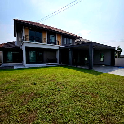 Houses for sale Bangkok : S1385 🏡✨ Urgent Sale! 2-story detached house in Pave Ramintra-Wongwaen Village, largest type, priced at only 9,500,000 baht.