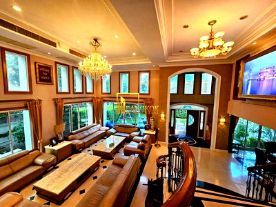 บ้านเดี่ยว ดิเอ็มโพเรี่ยม : Incredible 8 Bedroom Luxury House For Sale in Nana Area - BR28284SH