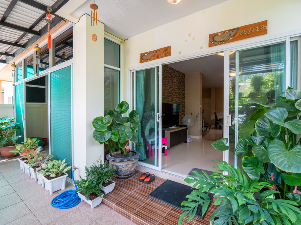 รูป ขายบ้านแฝด หมู่บ้านหงส์ประยูร 3 ราคาดีที่สุดในโครงการ บ้านสวย รายล้อมด้วยต้นไม้นานาพันธุ์ ร่มรื่นน่าอยู่มากๆ - รูปที่ 32/83