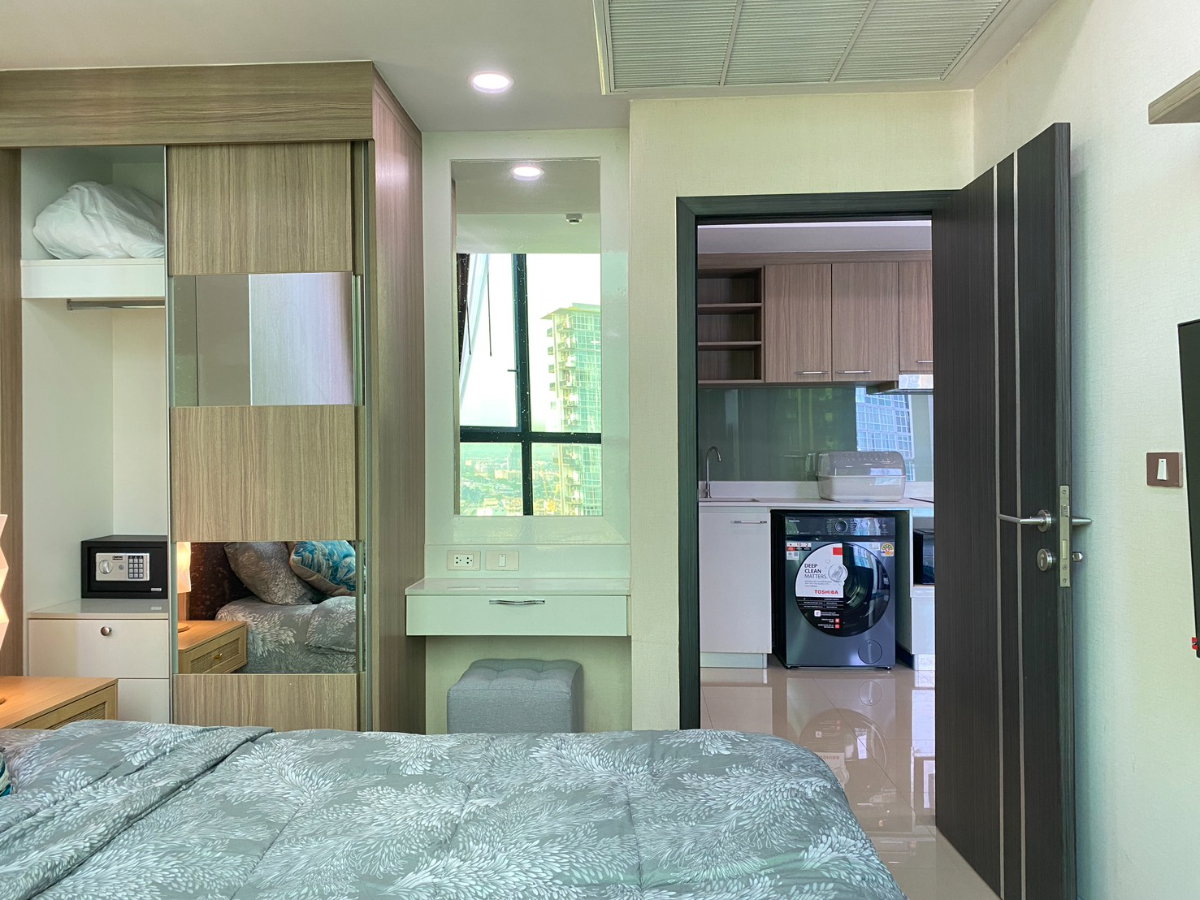 picture Condo for rent, Dusit Grand View , walk to the beach 5 minutes - 9/11