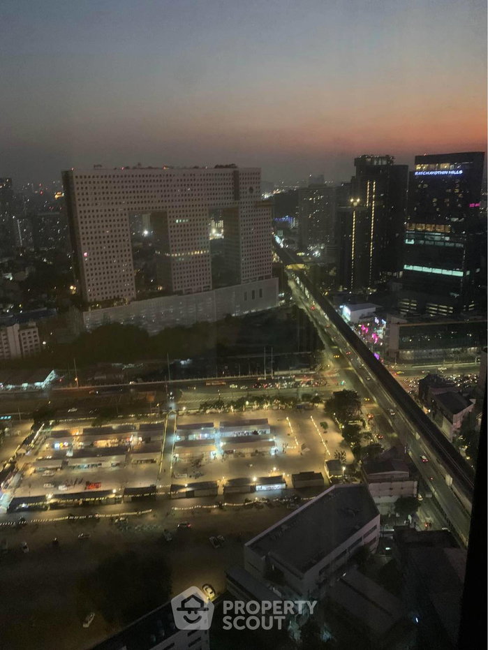 picture Studio Condo at Mazarine Ratchayothin near BTS Ratchayothin (ID 2513145) - 3/6