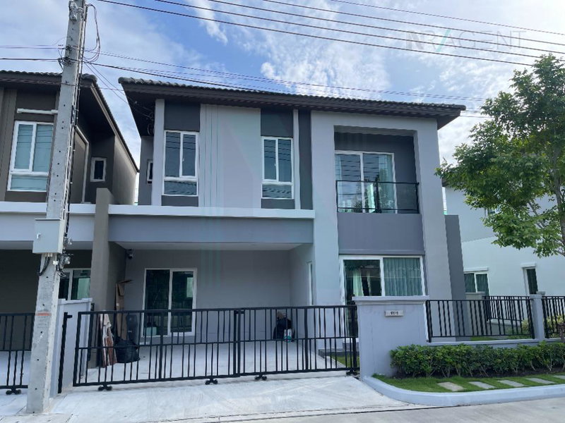 บ้านเดี่ยวให้เช่า : 📌 ให้เช่าบ้านแฝด 2 ชั้น แกรนด์ พลีโน่ เมกา บางนา 3 ห้องนอน 3 ห้องน้ำ