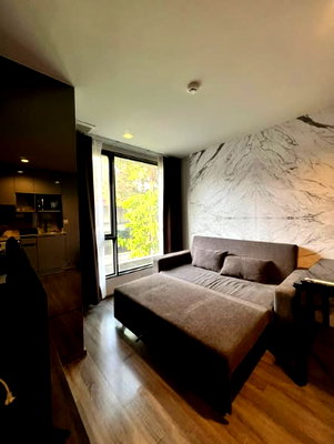 Condos for sale : 🔥 FOR SALEDEO Mobi Sukhumvit 40  Peaceful Living (Near BTS Ekkamai)