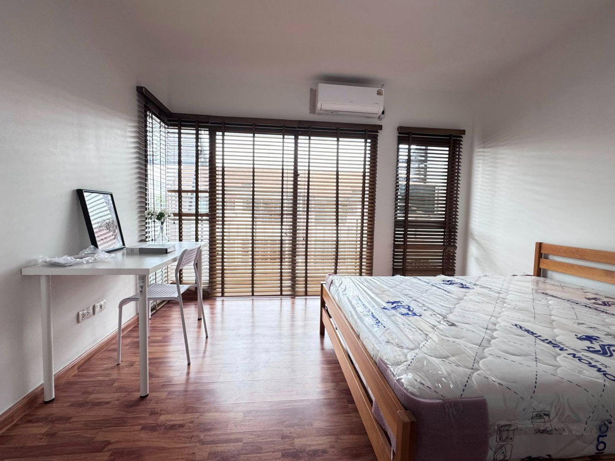 รูป 🌿 อยู่สบายเหมือนบ้านเดี่ยว! ให้เช่าทาวน์โฮม 3 ชั้น The Private สุขุมวิท-บางจาก | ใกล้ BTS บางจาก เพียง 900 เมตร – เฟอร์ฯ ครบ พร้อมเครื่องอบผ้า! - รูปที่ 7/16