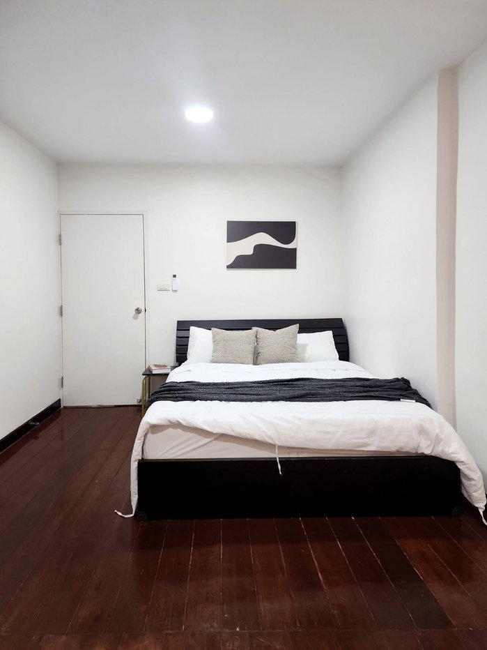 รูป ให้เช่าบ้านเดี่ยวหรู ใจกลางห้วยขวาง พร้อมอยู่(H6902) - รูปที่ 9/16