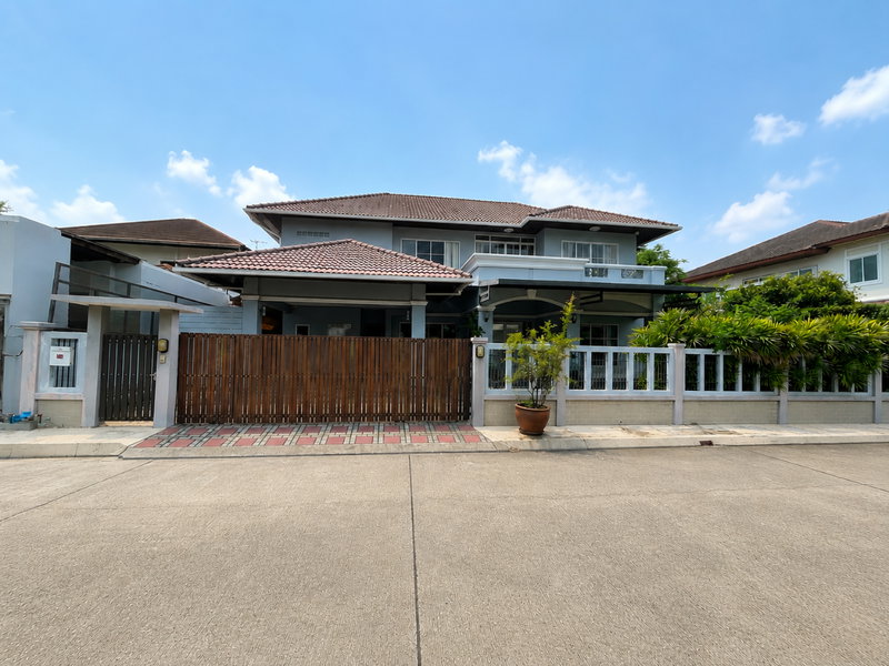 ขายบ้านเดี่ยว : ขาย บ้านเดี่ยวพร้อมอยู่ 128.9 ตร.ว หมู่บ้าน เพอร์เฟค เพลส รามคำแหง 164