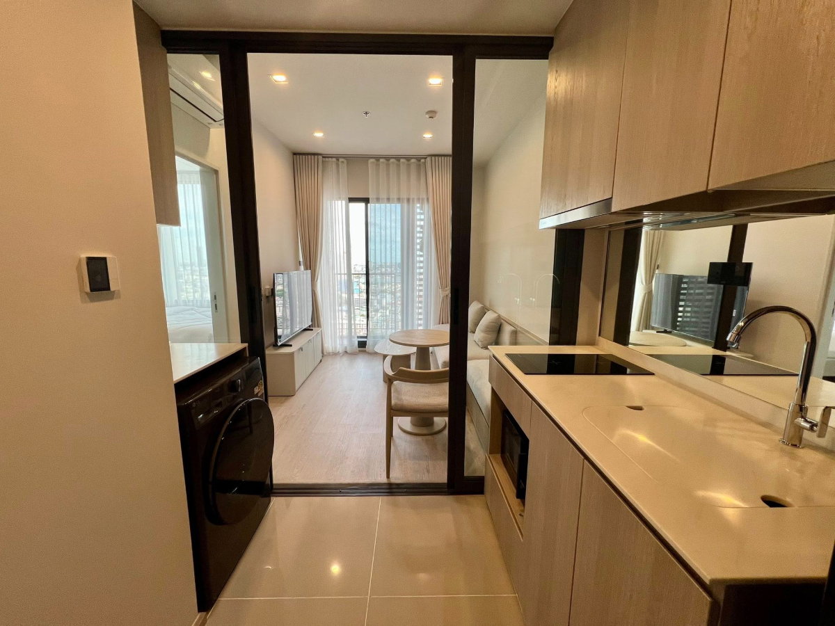 picture For rent Reference Sathorn - Wongwianyai 🔴🔴 - 9/14