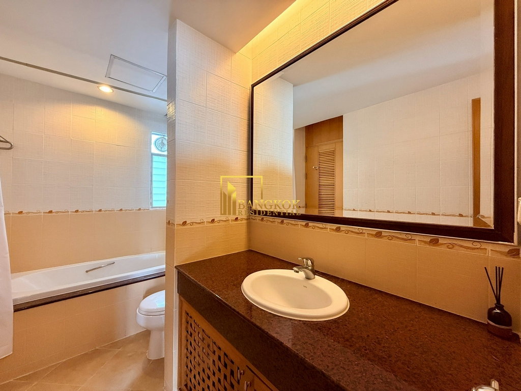picture Expansive 3 Bedroom Apartment For Rent in Sathorn Area - BR0135AP - 35/59