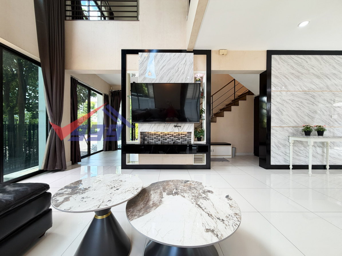 รูป 🏡 ให้เช่าบ้าน - บ้านลุมพินี สวนหลวง ร.9 สไตล์ Modern Luxury แปลงมุมส่วนตัวสูง ลมดี แสงเข้าทั่วบ้าน REF. 067HSRK - รูปที่ 5/32