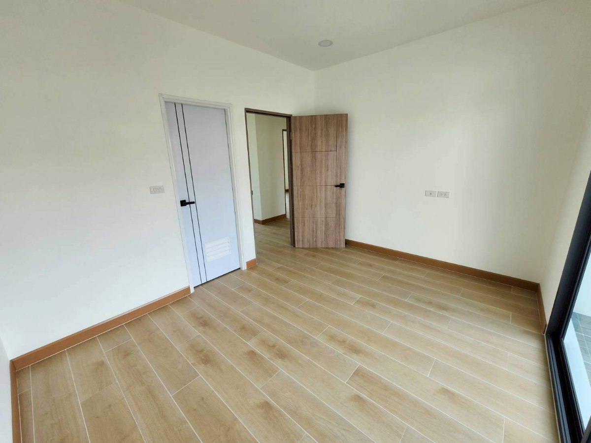 picture Code: 26KJ3123  for rent House Soi Phueng Me 29 🔥🔥 Line ID: @kjcondo (with @)🔥🔥 - 4/14