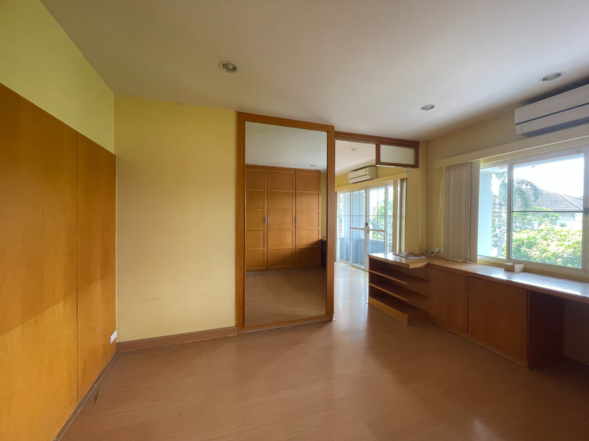 รูป ขาย บ้านเดี่ยวพร้อมอยู่ 128.9 ตร.ว หมู่บ้าน เพอร์เฟค เพลส รามคำแหง 164 - รูปที่ 3/18