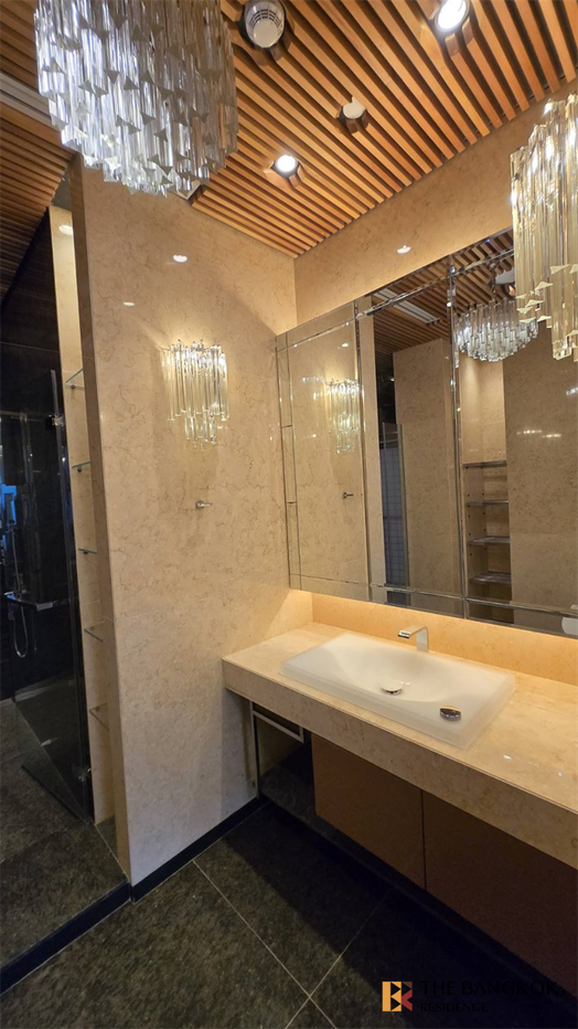 picture The Ritz Carlton Residence near BTS Chong Nonsi - 1/10