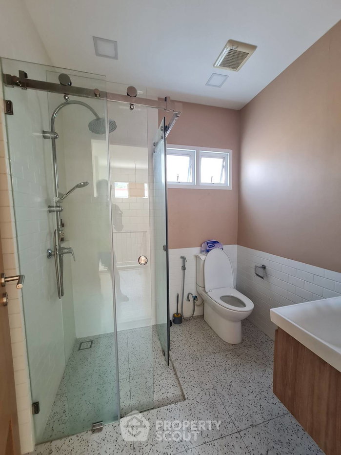 picture 5-BR House close to Ramkhamhaeng (ID 2999116) - 4/22