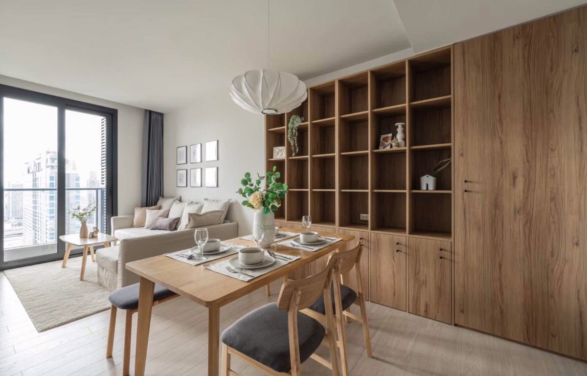 picture One9Five Asoke - Rama             9  - 6/10