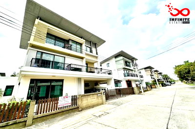 บ้านเดี่ยว เขตสายไหม : ขายบ้านเดี่ยว 3 ชั้น โกลเด้น เพรสทีจ วัชรพล-สุขาภิบาล 5 ใกล้ทางด่วนฉลองรัช 