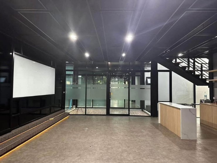 รูป 📣📣ให้เช่า Garden Office & Waterfront Space 3 ชั้น สุขุมวิท 105 (กรุณาพิมพ์ 0974164645 Line: JKJK4645 แทนการคลิกปุ่มสีฟ้า,เขียว) - รูปที่ 6/7