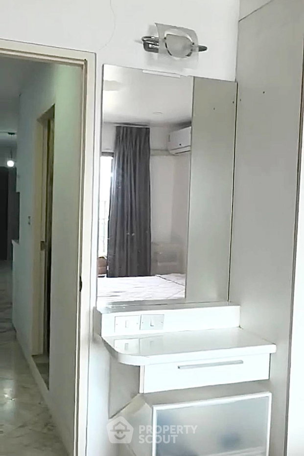 picture 2-BR Condo at Wittayu Complex near BTS Phloen Chit (ID 2106834) - 7/8