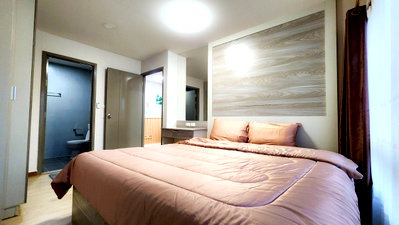 ขายคอนโด : 🚨ถูกที่สุด ขายด่วน! BE Condo รังสิต หลุดราคาพิเศษ 1.39 ล้าน | ใกล้ ม.กรุงเทพ 500 ม. | 1 Bedroom เฟอร์ครบ พร้อมอยู่ 