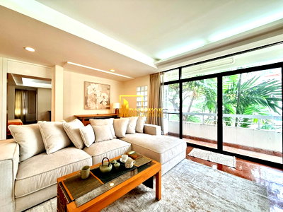 คอนโดให้เช่า : Expansive 3 Bedroom Apartment For Rent in Phrom Phong - BR20791AP