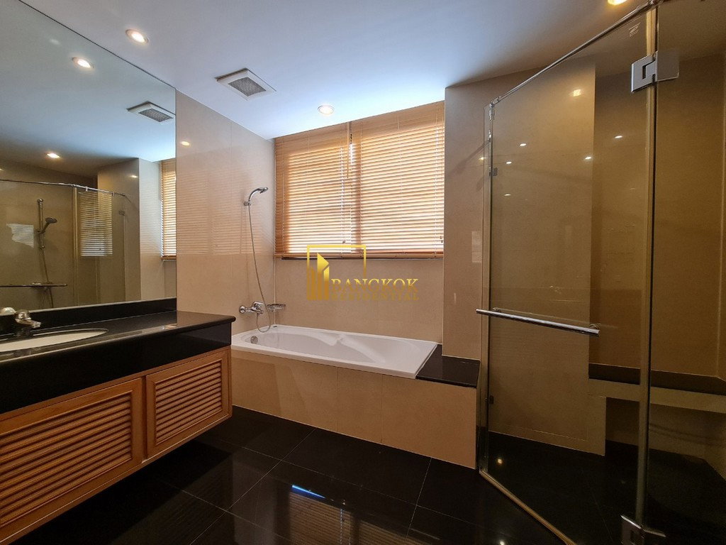 รูป Spacious 3 Bedroom Apartment Next to Lumpini Park - BR0394AP - รูปที่ 15/30