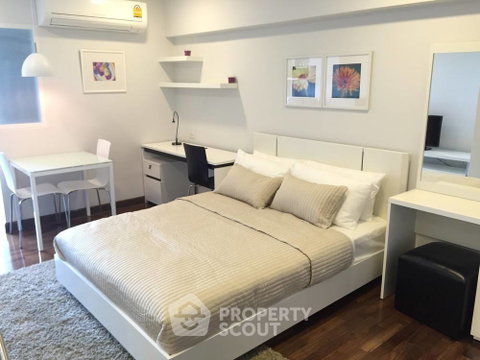 1-BR Condo at Flawless Sathorn Residence near BTS Surasak (ID 386102)
