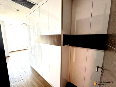 Condos for sale : Ceil by Sansiri Save Time, Convenient Travel
