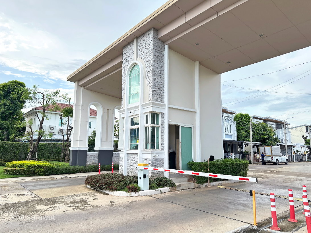 รูป 🏡 หลังมุม ใกล้สวนส่วนกลาง บรรยากาศเงียบสงบ ทาวน์โฮม 2 ชั้น หมู่บ้านโกลเด้น ทาวน์ 3 ลาดพร้าว - เกษตรนวมินทร์ ( Golden Town 3 Ladprao - Kasetnawamin ) - รูปที่ 17/20