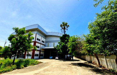 สำนักงาน ดอนเจดีย์ สุพรรณบุรี : อาคารสำนักงาน 3 ชั้น และโกดัง ตั้งติดถนนโคกหม้อ-ห้วยม้าลอย อำเภอ ดอนเจดีย์ จังหวัด สุพรรณบุรี รหัสแฟ้ม : 65-00174 หรือ 30297-0002 ติดต่อคุณวันวิสา