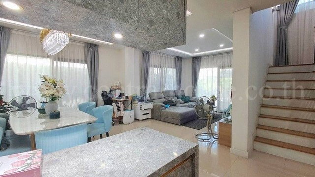 รูป บ้านเดี่ยว เซนโทร บางนา - กิ่งแก้ว รวมเฟอร์นิเจอร์ บ้านสวย พร้อมอยู่ ราคาถูกสุดในโครงการ - รูปที่ 4/19