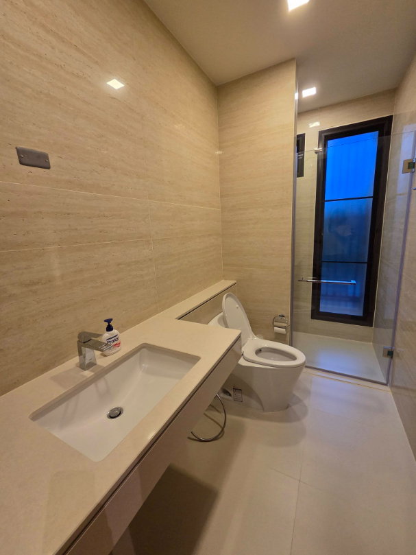 รูป 2606-RFF040 🏡✨ เอเวอร์กรีน วิลล์ บางนา กม.5 คฤหาสน์หรูหลังใหญ่ บนทำเลศักยภาพบางนา กม.5 พร้อมเข้าอยู่! ✨🏡 - รูปที่ 19/25