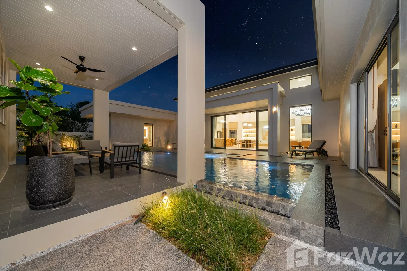 รูป Luxury 4-Bedroom Pool Villa for Rent Near Bang Tao Beach 6473670 - รูปที่ 7/24