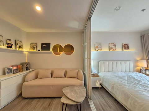 🏙️✨ FOR RENT: Regent Home Bangna — HIGH-FLOOR MODERN LIVING! 💰 Rental Price: 11,000 THB/month!!