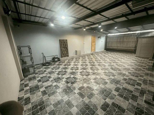 รูป HR3507ให้เช่าบ้านเดี่ยว 2 ชั้น รีโนเวทใหม่ทั้งหลัง สุขุมวิท 56 ใกล้ BTS อ่อนนุช & บางจาก ทำเลดี จอดรถได้หลายคัน เหมาะอยู่อาศัย หรือทำ Home Office - รูปที่ 13/34