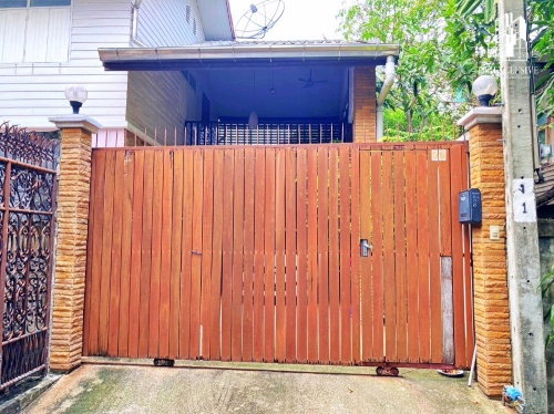 รูป ขายบ้านเดี่ยว พร้อมที่ดิน ซอยรามคำแหง 130 บ้านเดี่ยว 2 ชั้น ครึ่งปูนครึ่งไม้ - รูปที่ 1/15