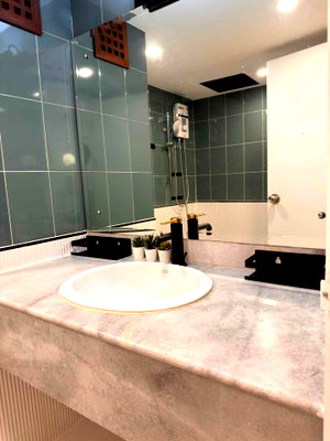 Condos for rent : young place grand le jadin new beautiful room