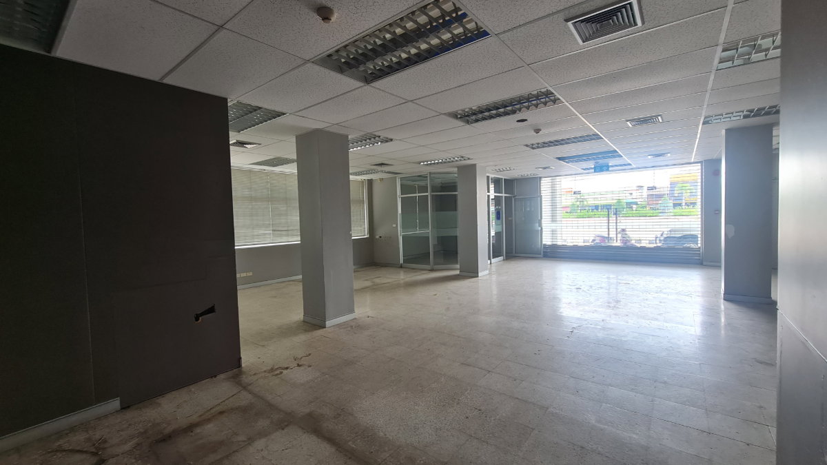 รูป อาคารสำนักงาน 3.5 ชั้น ติดถนน พหลโยธิน ตำบล สลกบาตร อำเภอ ขาณุวรลักษบุรี จังหวัด กำแพงเพชร รหัสแฟ้ม : 68-00011 หรือ 31385-0001 ติดต่อคุณวันวิสา - รูปที่ 6/19