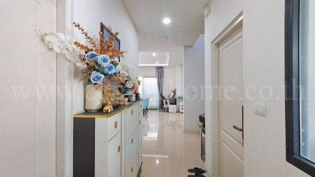 รูป บ้านเดี่ยว เซนโทร บางนา - กิ่งแก้ว รวมเฟอร์นิเจอร์ บ้านสวย พร้อมอยู่ ราคาถูกสุดในโครงการ - รูปที่ 2/19