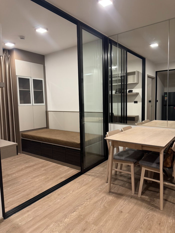 รูป ให้เช่า แชปเตอร์วัน ออล รามอินทรา 𝐂𝐡𝐚𝐩𝐭𝐞𝐫 𝐎𝐧𝐞 𝐀𝐥𝐥 𝐑𝐚𝐦𝐢𝐧𝐭𝐫𝐚  บิ้วอินจัดเต็มแบบอยู่เอง ห้องครัวกั้นกระจก  พร้อมอยู่ต้นเดือน กค - รูปที่ 10/23