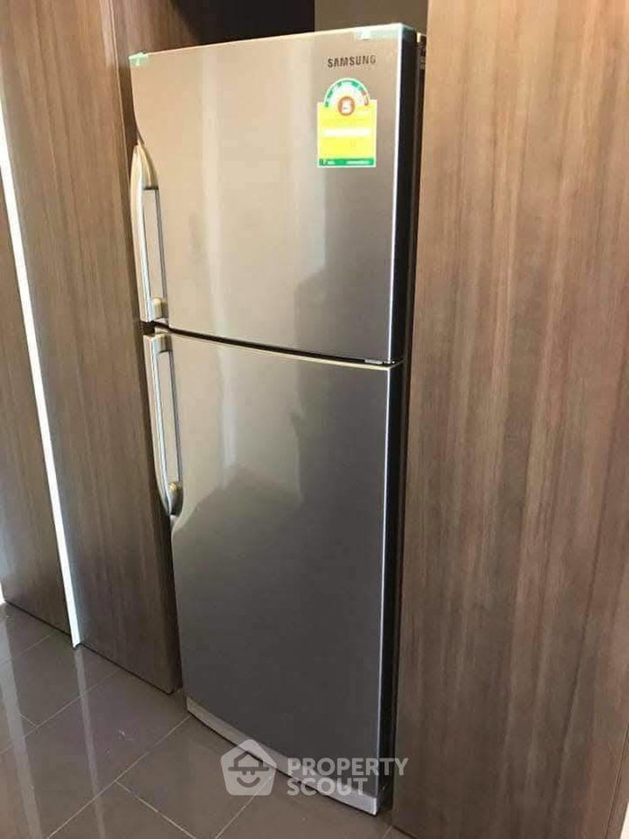 picture 1-BR Condo at Via 49 near BTS Phrom Phong (ID 3000559) - 4/12
