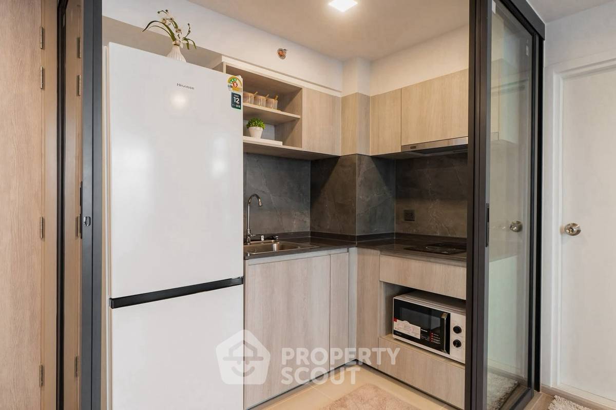 picture 2-BR Condo at The Tree Pattanakarn-Ekkamai near ARL Ramkhamhaeng (ID 3004755) - 13/14