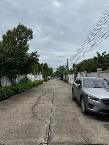 รูป HR3508ให้เช่าบ้านเดี่ยวหลังใหญ่ 116 ตร.วา ย่านบางนา-ลาซาล ใกล้โรงเรียนบางกอกพัฒนา (เพียง 3 นาที) และ MRT ศรีลาซาล - รูปที่ 4/21