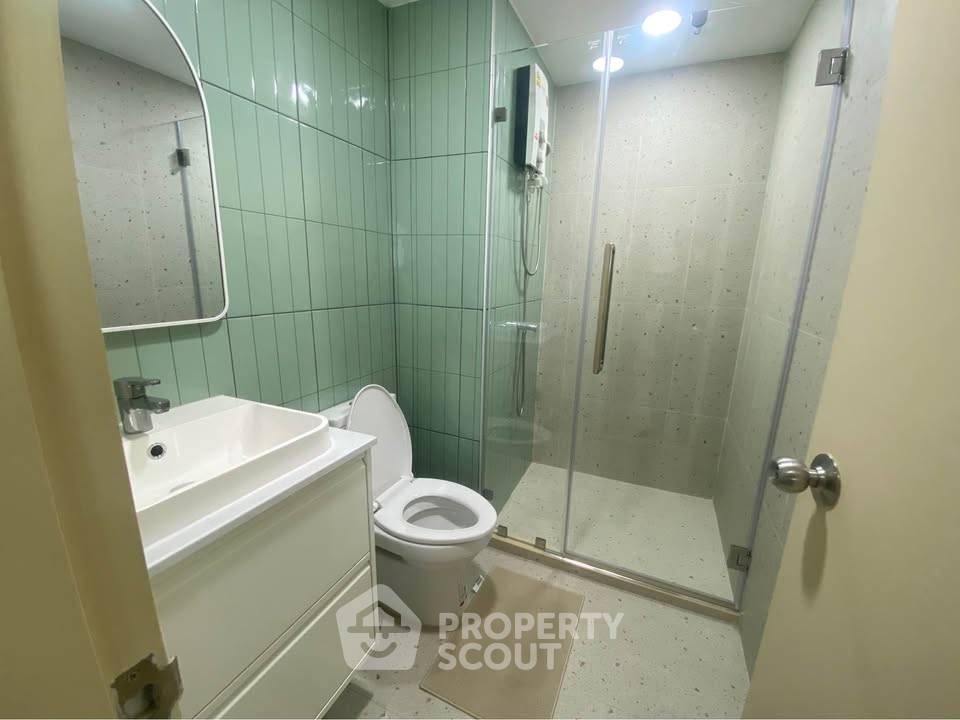 picture 2-BR Condo at Ideo Sathorn-Thrapra near BTS Pho Nimit (ID 3003026) - 4/10