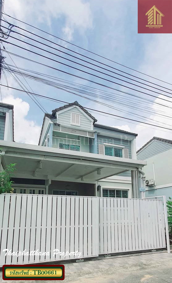 รูป เดอะ วิลเลจ บางนา กม.10 ทาวน์โฮมดีไซน์บ้านแฝด รีโนเวทใหม่ สวย พร้อมอยู่ ใกล้เมกา บางนา - รูปที่ 2/12