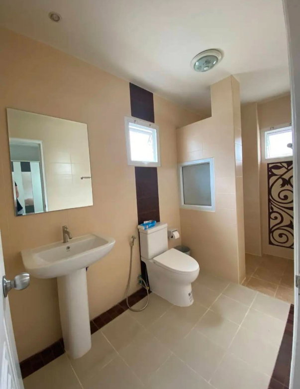 รูป ให้เช่าบ้านเดี่ยว 3 ห้องนอน 3 ห้องน้ำ โครงการ คหบดี หางดง-เชียงใหม่ (R1240) T.0946511456 - รูปที่ 11/15