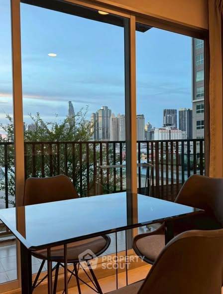 picture 2-BR Condo at Fuse Chan-Sathorn close to Thanon Chan (ID 3001966) - 3/11