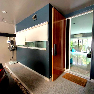 Townhouses for rent Suan Luang : Condo for Rent at Noble Cube Pattanakarn (E6906036) ID Line : @condo101