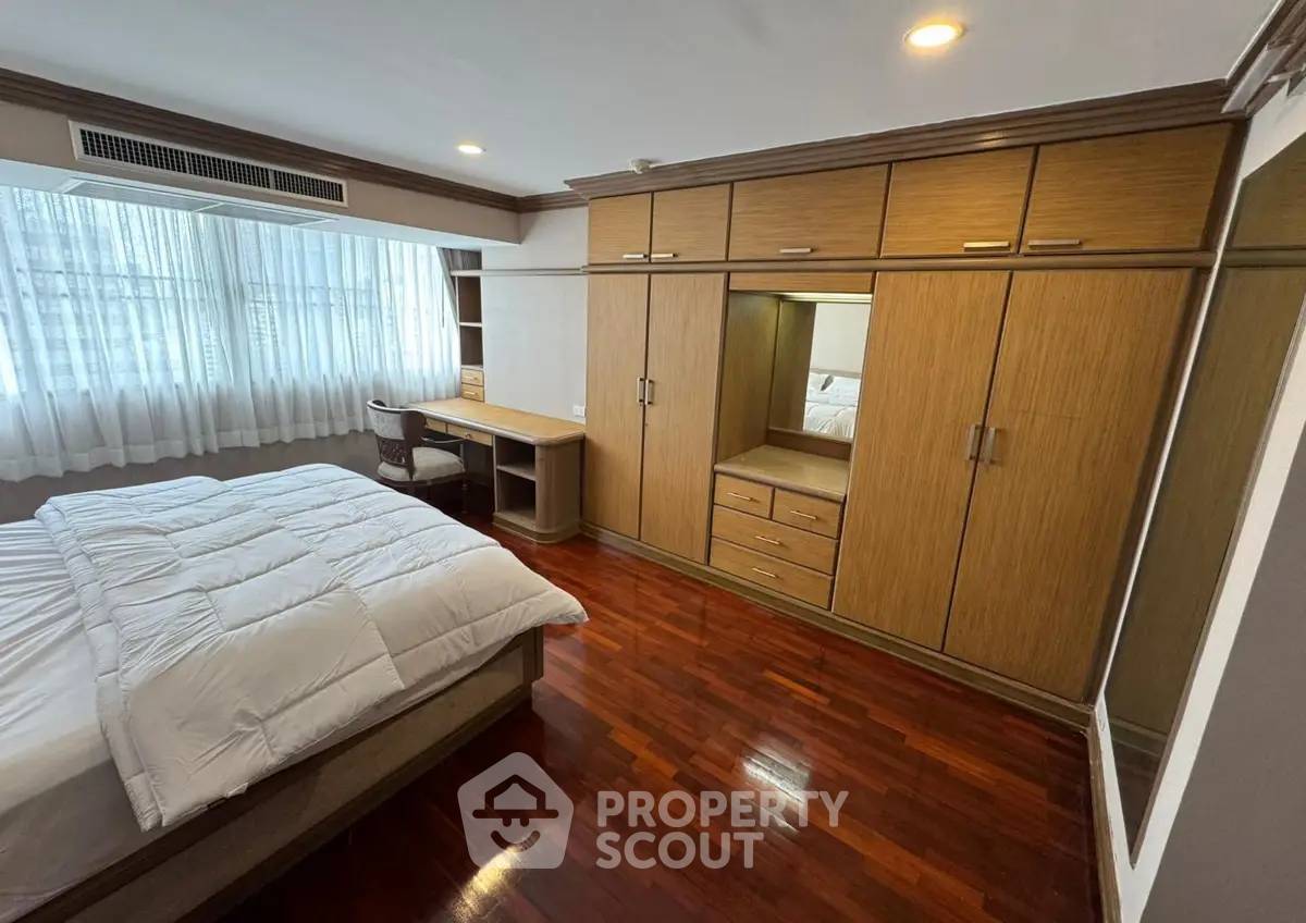 รูป คอนโด 3-ห้องนอน ที่ วัฒนา ไฮทส์ คอนโดมิเนียม ใกล้ MRT สุขุมวิท (ID 2866749) - รูปที่ 16/20