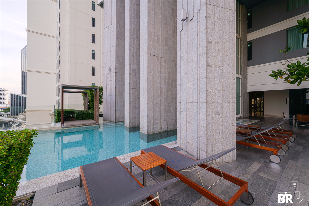 picture 39 by Sansiri Premium Luxury Condo in Prime Location near BTS Phrom Phong - 3/9